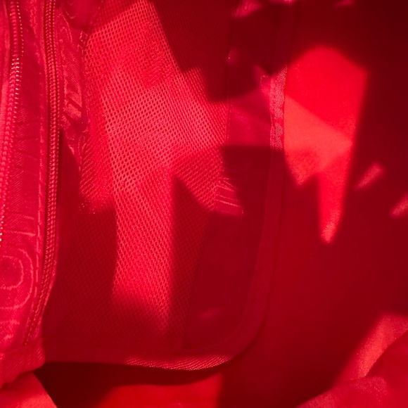 SUPREME Red Cordura Nylon Jacquard Logo Duffle Bag SS19 Collection NWT - Picture 11 of 11